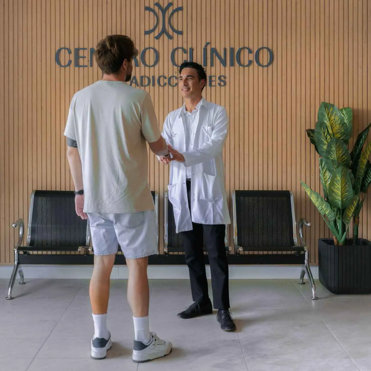 La Clínica - Admisiones recepción Centro Clínico CC Adicciones